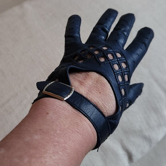 Vintage Navy Soft Leather Driving Gloves - S/M - Picture 3 of 7